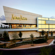 Neiman Marcus, Broadway Plaza, Walnut Creek, Retail Design / Charles Sparks  + Company